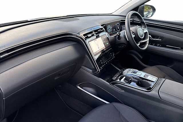 Hyundai TUCSON 1.6 TGDi Hybrid 230 Premium 5dr 2WD Auto Phantom Black