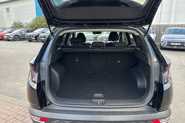 Hyundai TUCSON 1.6 TGDi Hybrid 230 Premium 5dr 2WD Auto Phantom Black