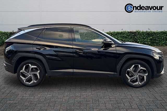 Hyundai TUCSON 1.6 TGDi Hybrid 230 Premium 5dr 2WD Auto Phantom Black