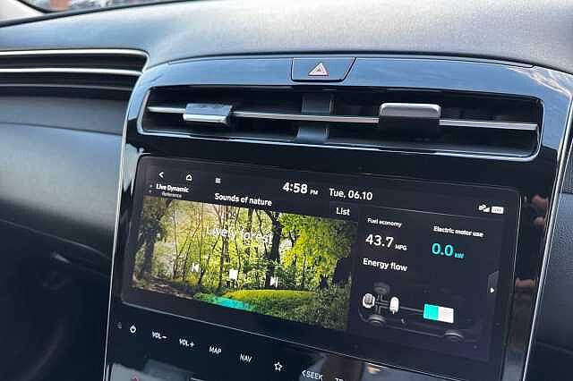 Hyundai TUCSON 1.6 TGDi Hybrid 230 Premium 5dr 2WD Auto Phantom Black