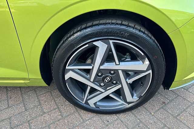 Hyundai I20 1.0T GDi 90 Tech Line 5dr DCT Lucid Lime