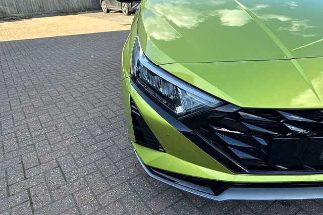 Hyundai I20 1.0T GDi 90 Tech Line 5dr DCT Lucid Lime