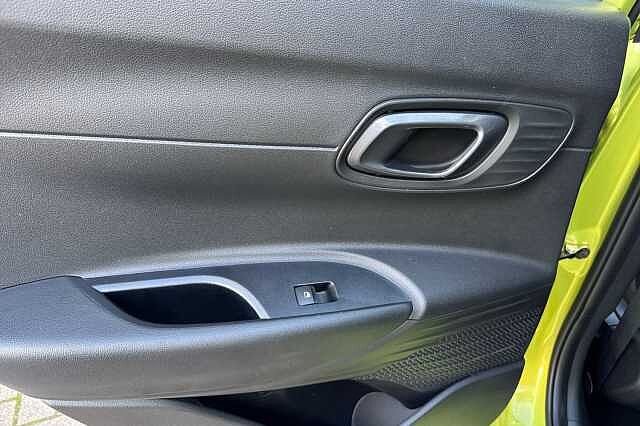 Hyundai I20 1.0T GDi 90 Tech Line 5dr DCT Lucid Lime