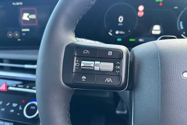 Hyundai SANTA FE 1.6 TGDi 239 Hybrid Premium 5dr Auto OliVE GREEN