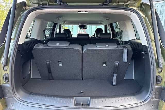 Hyundai SANTA FE 1.6 TGDi 239 Hybrid Premium 5dr Auto OliVE GREEN