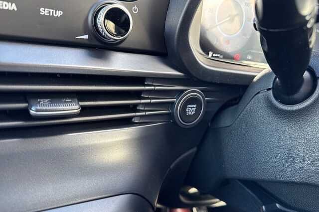 Hyundai BAYON 1.0 TGDi [90] Tech Line 5dr DCT LUMEN GREY