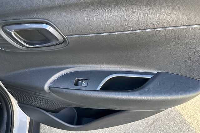 Hyundai BAYON 1.0 TGDi [90] Tech Line 5dr DCT LUMEN GREY