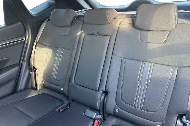 Hyundai TUCSON 1.6 T Gdi Premium Suv 5dr Petrol Manual Euro 6 (s/s) (150 Ps) Shimmering Silver