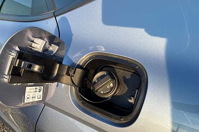 Hyundai KONA 1.6 H Gdi N Line Suv 5dr Petrol Hybrid Dct Euro 6 (s/s) (129 Ps) Meta Blue