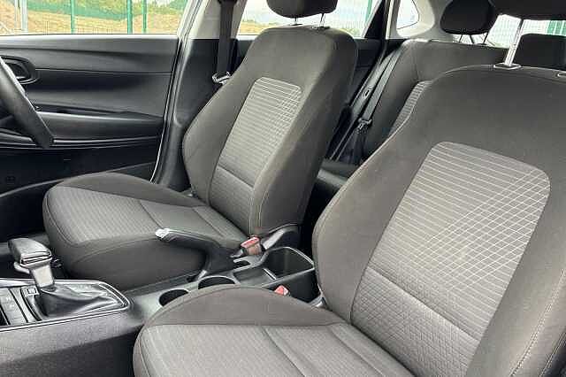 Hyundai I20 1.0 T Gdi Mhev Se Connect Hatchback 5dr Petrol Hybrid Dct Euro 6 (s/s) (100 Ps) Atlas White