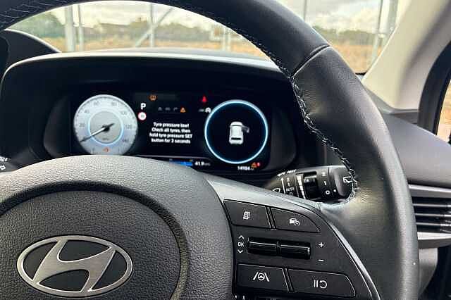 Hyundai BAYON 1.0 T Gdi Premium Suv 5dr Petrol Dct Euro 6 (s/s) (100 Ps) Blue