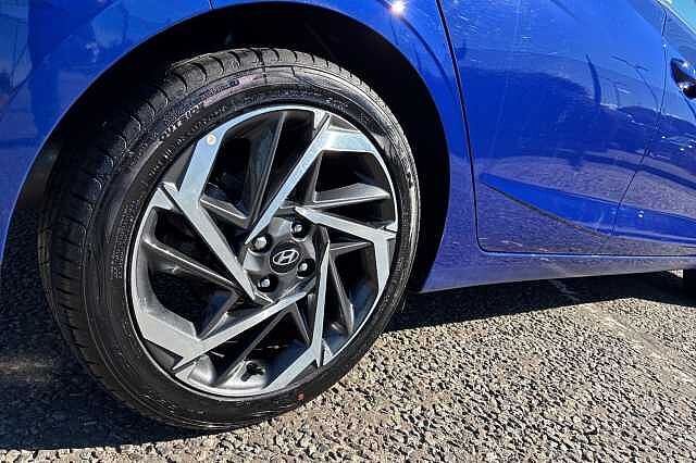 Hyundai I20 1.0 T Gdi Mhev Premium Hatchback 5dr Petrol Hybrid Dct Euro 6 (s/s) (100 Ps) Intense Blue