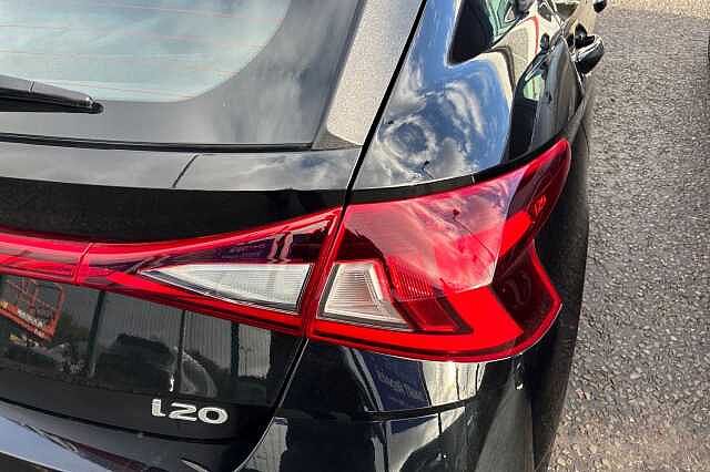 Hyundai I20 1.0 T Gdi Advance Hatchback 5dr Petrol Dct Euro 6 (s/s) (100 Ps) Black