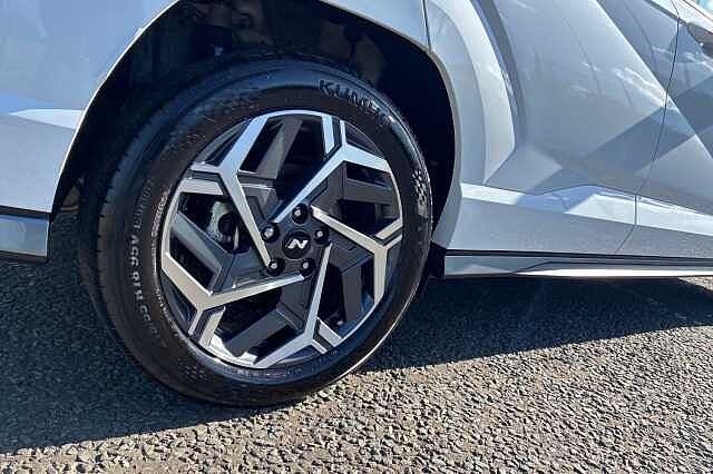 Hyundai KONA 1.6 H Gdi N Line Suv 5dr Petrol Hybrid Dct Euro 6 (s/s) (138 Ps) White