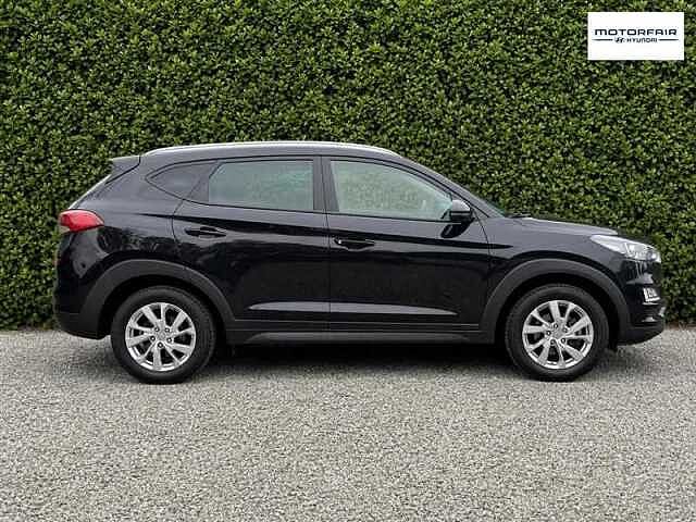 Hyundai TUCSON 1.6 GDi SE Nav SUV 5dr Petrol Manual Euro 6 (s/s) (132 ps) Black
