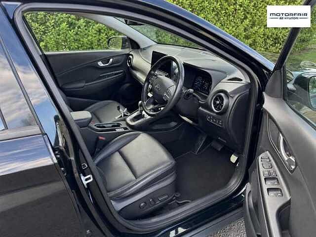 Hyundai KONA HYBRID 1.6 T-GDi Ultimate SUV 5dr Petrol Manual Euro 6 (s/s) (150 ps) Black