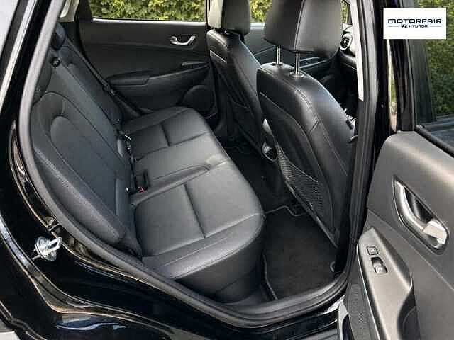 Hyundai KONA HYBRID 1.6 T-GDi Ultimate SUV 5dr Petrol Manual Euro 6 (s/s) (150 ps) Black