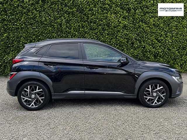 Hyundai KONA HYBRID 1.6 T-GDi Ultimate SUV 5dr Petrol Manual Euro 6 (s/s) (150 ps) Black