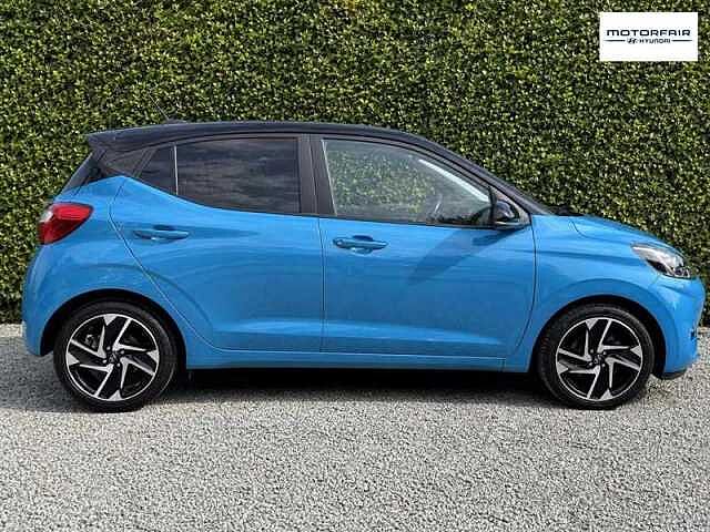 Hyundai I10 1.0 Premium Hatchback 5dr Petrol Manual Euro 6 (s/s) (67 ps) Blue