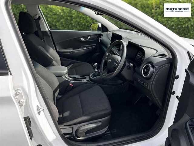 Hyundai KONA 1.0 T-GDi MHEV Premium SUV 5dr Petrol Hybrid Manual Euro 6 (s/s) (120 ps) White