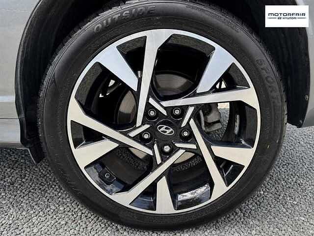 Hyundai KONA 1.0 T-GDi MHEV Premium SUV 5dr Petrol Hybrid Manual Euro 6 (s/s) (120 ps) White