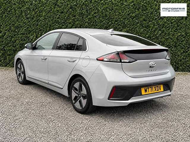 Hyundai IONIQ 1.6 h-GDi Premium SE Hatchback 5dr Petrol Hybrid DCT Euro 6 (s/s) (141 ps) Grey