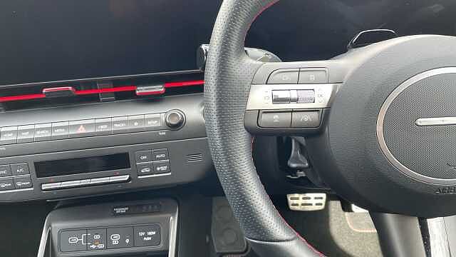 Hyundai KONA 1.6 h-GDi N Line S SUV 5dr Petrol Hybrid DCT Euro 6 (s/s) (138 ps) Abyss Black
