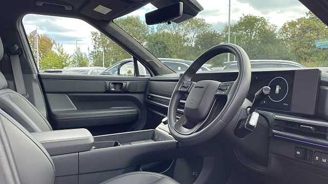 Hyundai SANTA FE 1.6T Calligraphy SUV 5dr Petrol Hybrid Auto Euro 6 (s/s) (7Seat) (239 ps) Creamy White