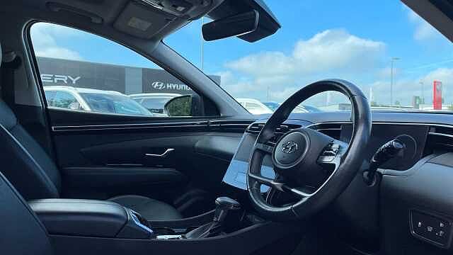 Hyundai TUCSON 1.6 T-GDi MHEV Ultimate SUV 5dr Petrol Hybrid DCT 4WD Euro 6 (s/s) (180 ps) Black