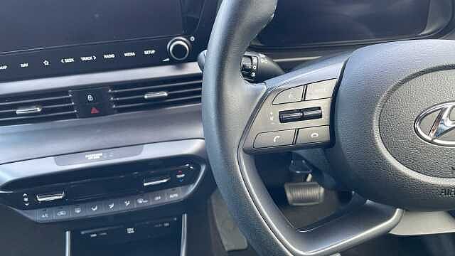 Hyundai I20 1.0 T-GDi MHEV Premium Hatchback 5dr Petrol Hybrid DCT Euro 6 (s/s) (100 ps) Black
