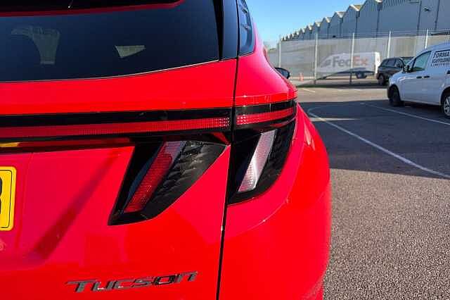 Hyundai TUCSON 1.6 H T Gdi N Line Suv 5dr Petrol Hybrid Auto Euro 6 (s/s) (230 Ps) Engine Red