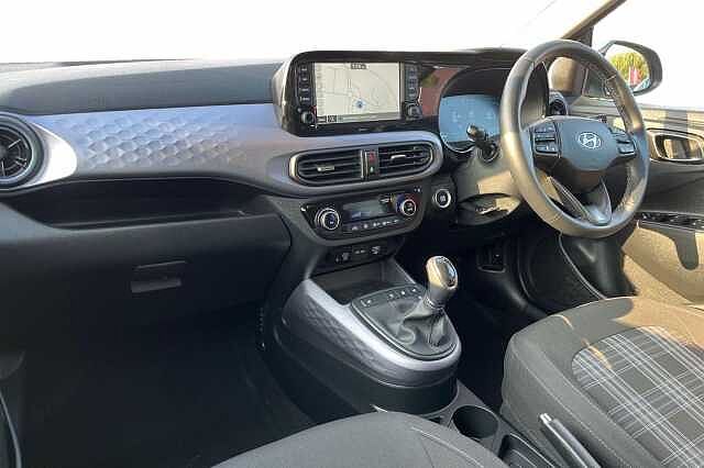 Hyundai I10 1.2 Premium Hatchback 5dr Petrol Auto Euro 6 (s/s) (79 Ps) Meta Blue