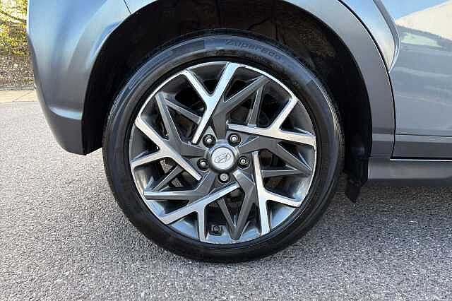 Hyundai KONA 1.6 H Gdi Premium Se Suv 5dr Petrol Hybrid Dct Euro 6 (s/s) (141 Ps) Galactic Grey