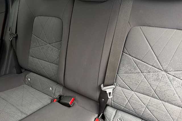Hyundai BAYON 1.0 T Gdi Mhev Ultimate Suv 5dr Petrol Hybrid Manual Euro 6 (s/s) (100 Ps) Red
