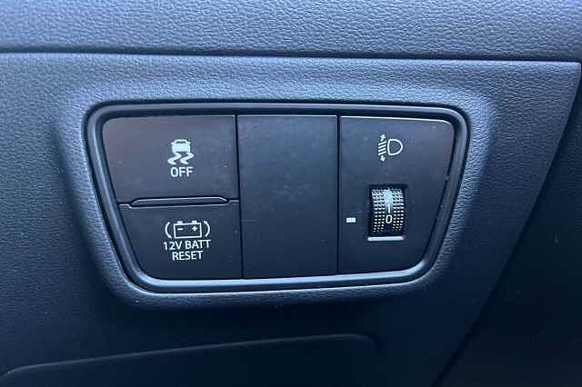 Hyundai TUCSON 1.6 h T-GDi Premium SUV 5dr Petrol Hybrid Auto Euro 6 (s/s) (230 ps) Abyss Black