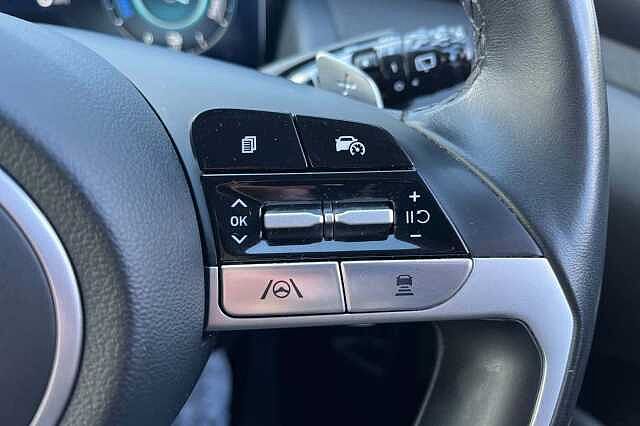 Hyundai TUCSON 1.6 h T-GDi Premium SUV 5dr Petrol Hybrid Auto Euro 6 (s/s) (230 ps) Abyss Black