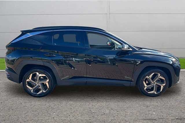 Hyundai TUCSON 1.6 h T-GDi Premium SUV 5dr Petrol Hybrid Auto Euro 6 (s/s) (230 ps) Abyss Black