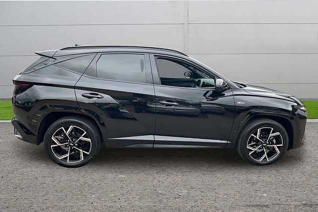 Hyundai TUCSON 1.6 T-GDi N Line S SUV 5dr Petrol Hybrid Auto Euro 6 (s/s) (215 ps) Abyss Black