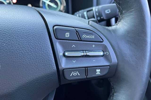 Hyundai KONA 1.6 h-GDi Premium SUV 5dr Petrol Hybrid DCT Euro 6 (s/s) (141 ps) GALACTIC GREY