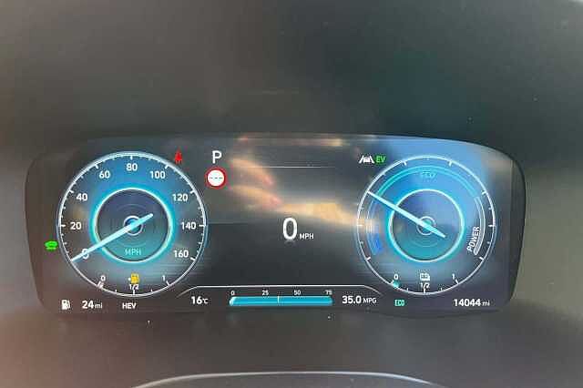 Hyundai SANTA FE 1.6 T-GDi 13.8kWh Ultimate SUV 5dr Petrol Plug-in Hybrid Auto 4WD Euro 6 (s/s) ( TYPHOON SILVER