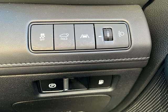 Hyundai SANTA FE 1.6 T-GDi 13.8kWh Ultimate SUV 5dr Petrol Plug-in Hybrid Auto 4WD Euro 6 (s/s) ( TYPHOON SILVER