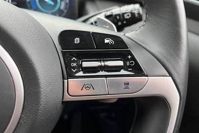 Hyundai TUCSON 1.6 h T-GDi Premium SUV 5dr Petrol Hybrid Auto Euro 6 (s/s) (230 ps) White