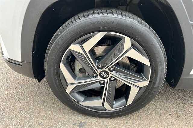 Hyundai TUCSON 1.6 h T-GDi Premium SUV 5dr Petrol Hybrid Auto Euro 6 (s/s) (230 ps) White