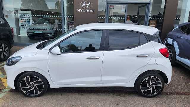 Hyundai I10 1.2 [79] Premium 5dr [Nav] Atlas White