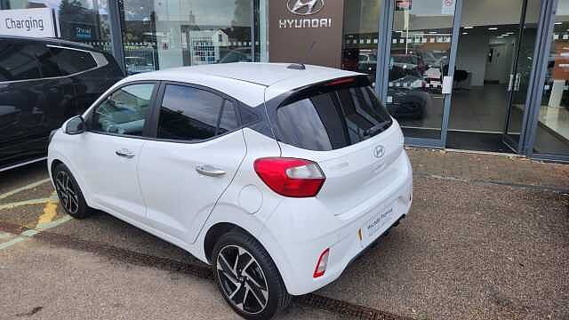 Hyundai I10 1.2 [79] Premium 5dr [Nav] Atlas White