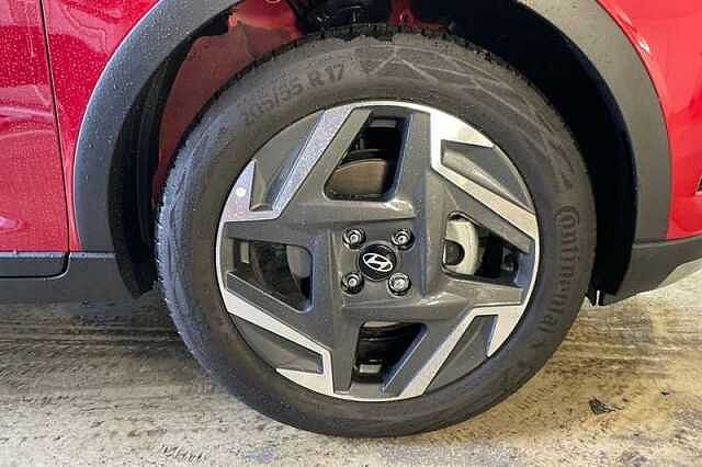 Hyundai BAYON 1.0 T-GDi Tech Line SUV 5dr Petrol DCT Euro 6 (s/s) (90 ps) Dragon Red