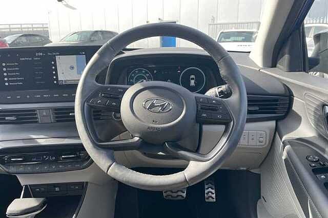 Hyundai BAYON 1.0 T-GDi MHEV Ultimate SUV 5dr Petrol Hybrid DCT Euro 6 (s/s) (100 ps) Intnse Blue-Blk