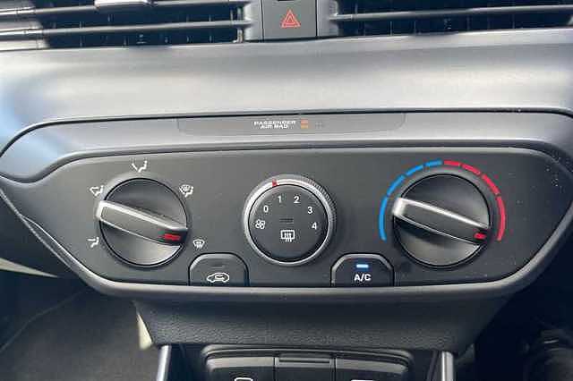 Hyundai I20 1.0 T-GDi Advance Hatchback 5dr Petrol Manual Euro 6 (s/s) (100 ps) Black