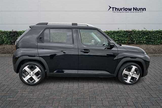 Hyundai INSTER Long Range 49kWh 02 SUV 5dr Electric Auto (115 ps) Abyss Black
