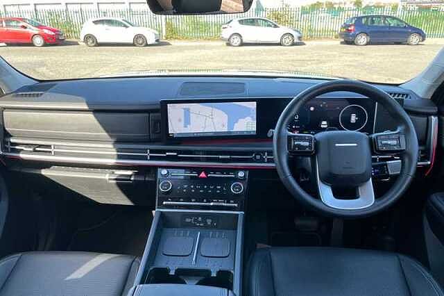Hyundai SANTA FE 1.6 T-GDi 13.8kWh Premium SUV 5dr Petrol Plug-in Hybrid Auto 4WD Euro 6 (s/s) (7 Black